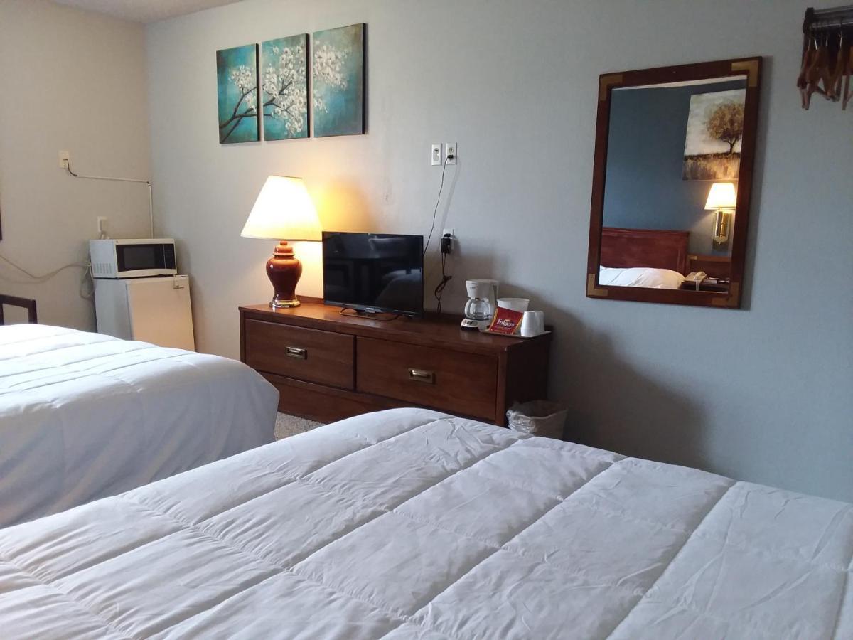 Americas Best Value Inn Laramie Buitenkant foto