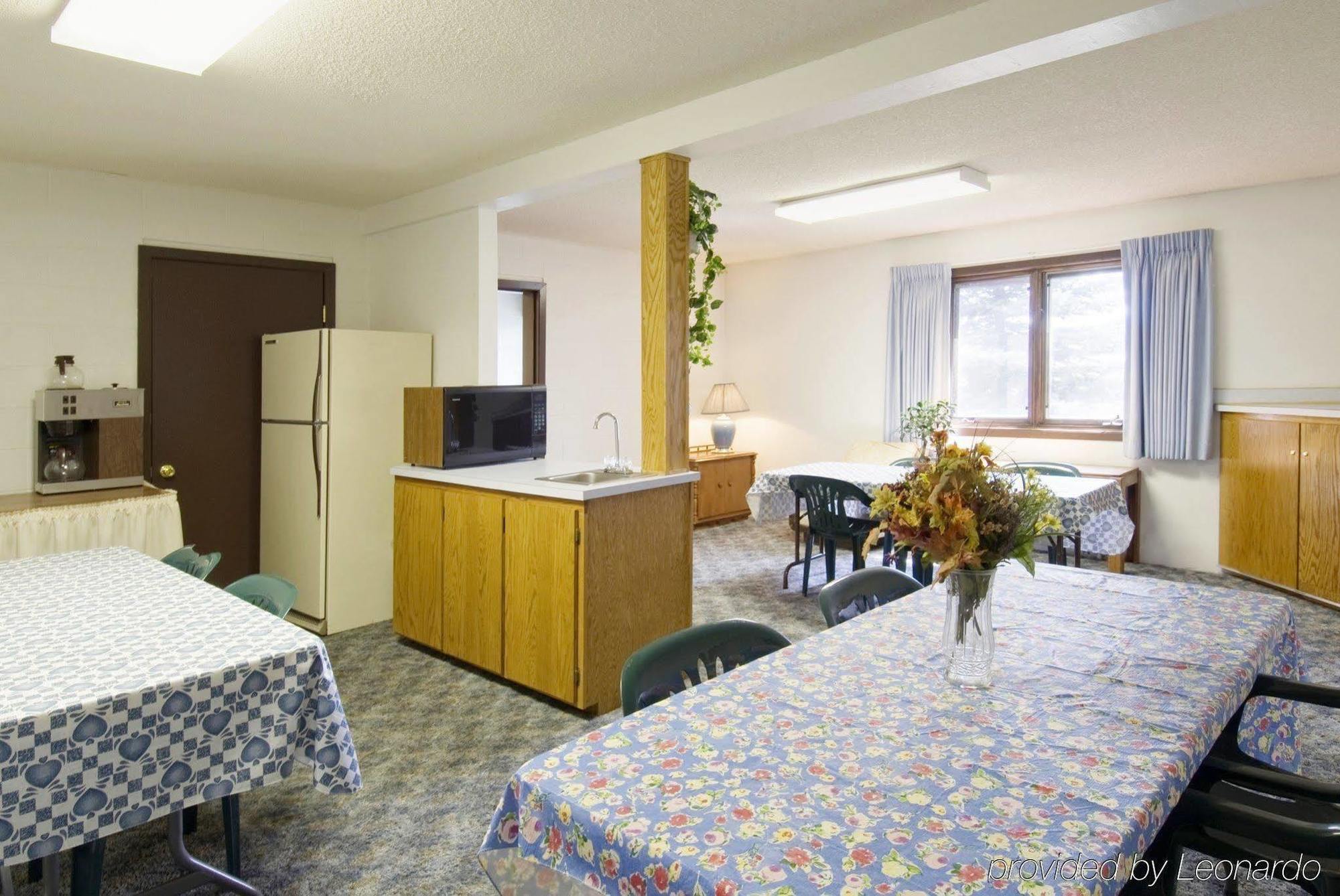 Americas Best Value Inn Laramie Kamer foto