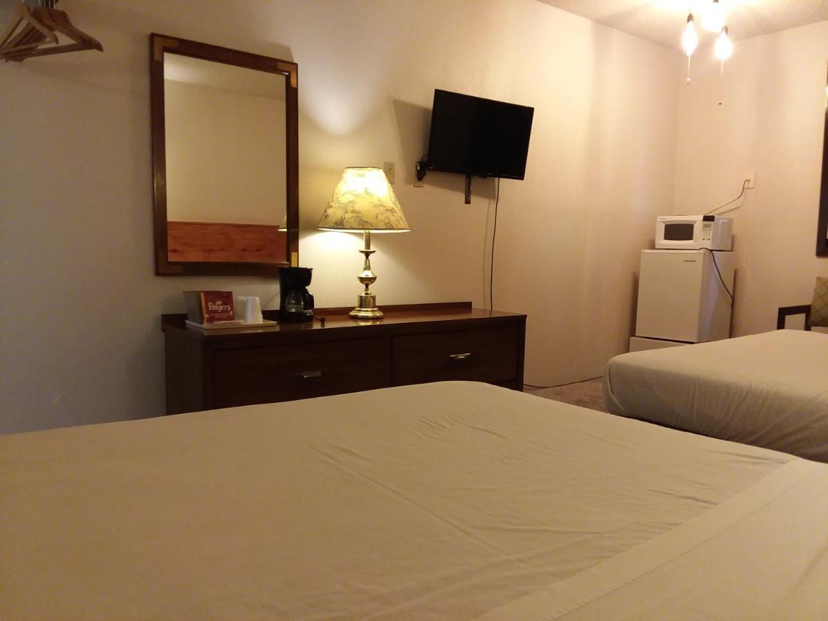 Americas Best Value Inn Laramie Buitenkant foto
